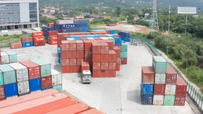 高效协作，安全为先 论叉车在集装箱货物货车运输中的关键作用